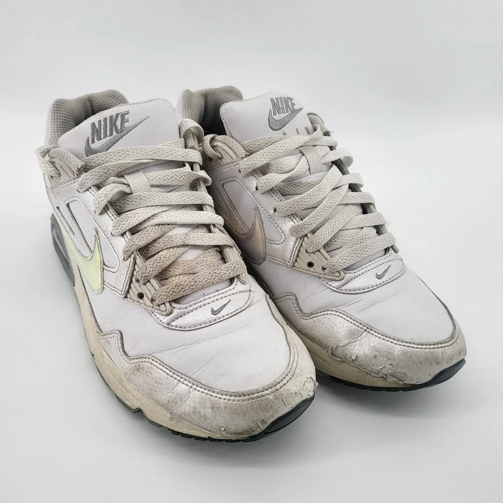 Size 8.5 Womens Nike Air‎ Max Skyline White Vintage 2009 Shoes Flaws
